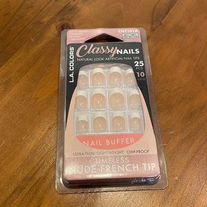 CLASSY FALSE NAIL BRAND- NEW